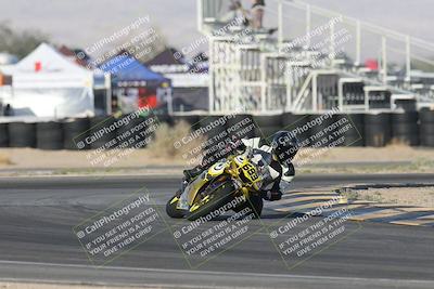 media/Nov-02-2025-CVMA (Sun) [[337aff29ab]]/Race 17-Amateur Supersport Middleweight/